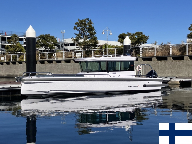 AXOPAR 28 Cabin 即納　未登録新艇 (32ft/9.7m)　展示試乗艇特別価格