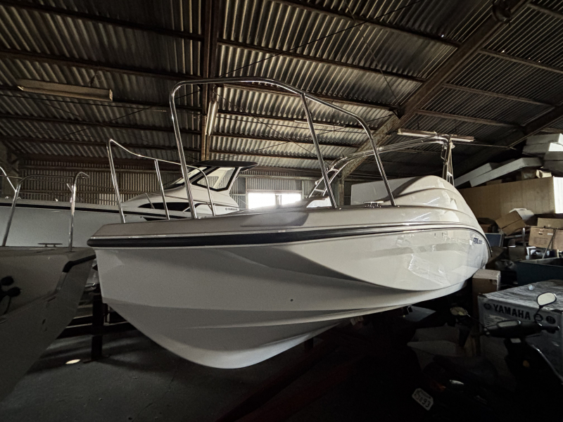 ヤマハ AX220 未登録新艇です！