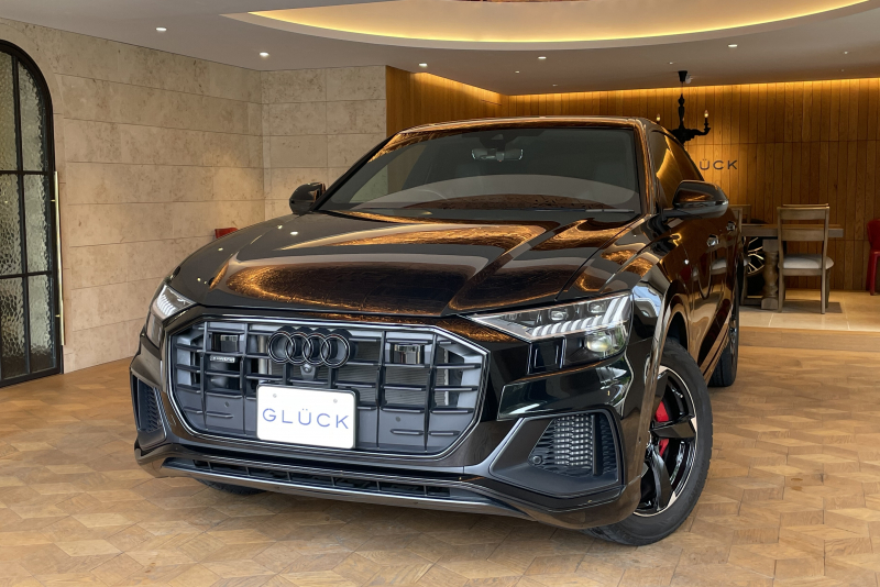 アウディ Q8 55TFSIクワトロSライン 4WD　Bang＆Olufsen Sラインplusパッケージ ブラックスタイリングパッケージ シートヒーター＆ベンチレーション マッサージ機能 レッドブレーキキャリパー