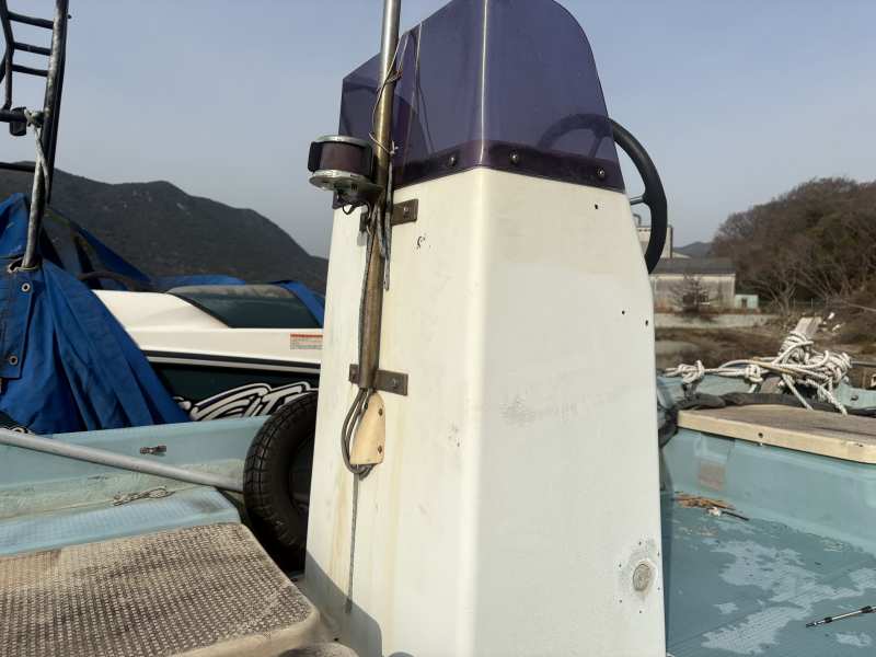 センターコンソールてケーブルハンドル センターコンソールとケーブルハンドル