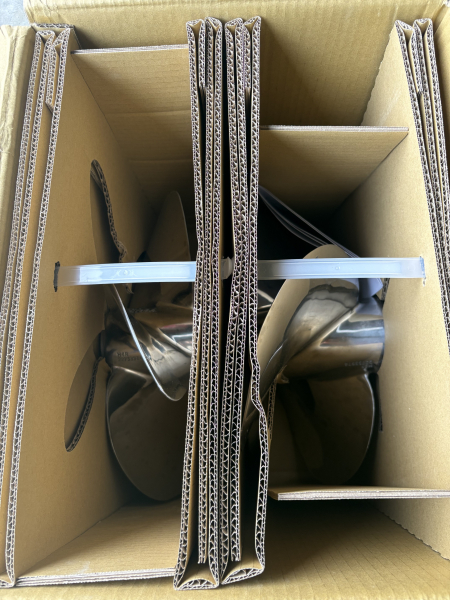 VOLVO PENTA Duoprop for DPHdrive  ボルボDPH用デュオプロステンレスプロペラ　TYPE：H　SIZE：4