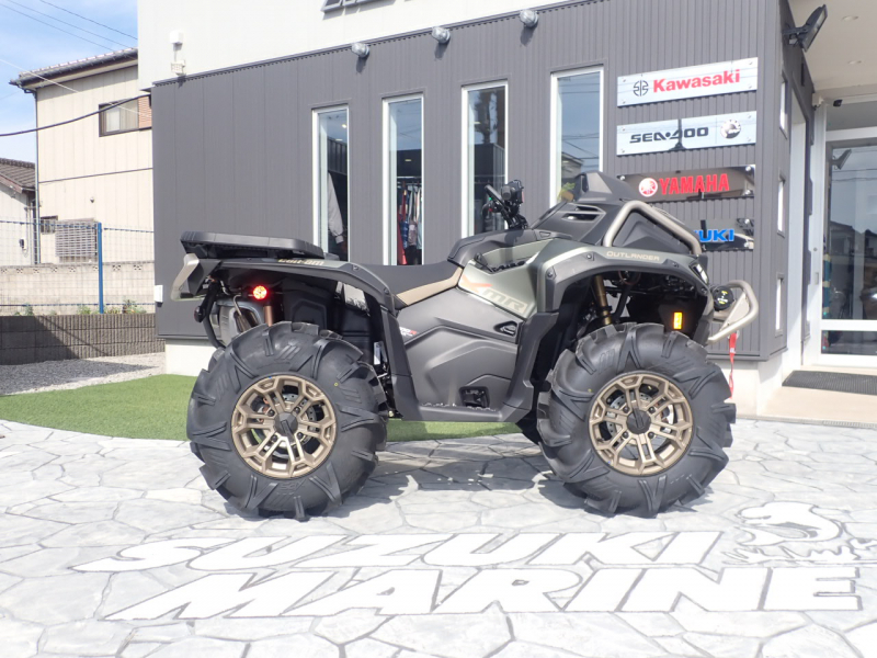 Can-Am OUTLANDER XMR1000R