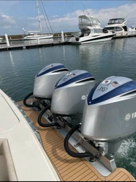 YAMAHA YAMAHA 350馬力V8