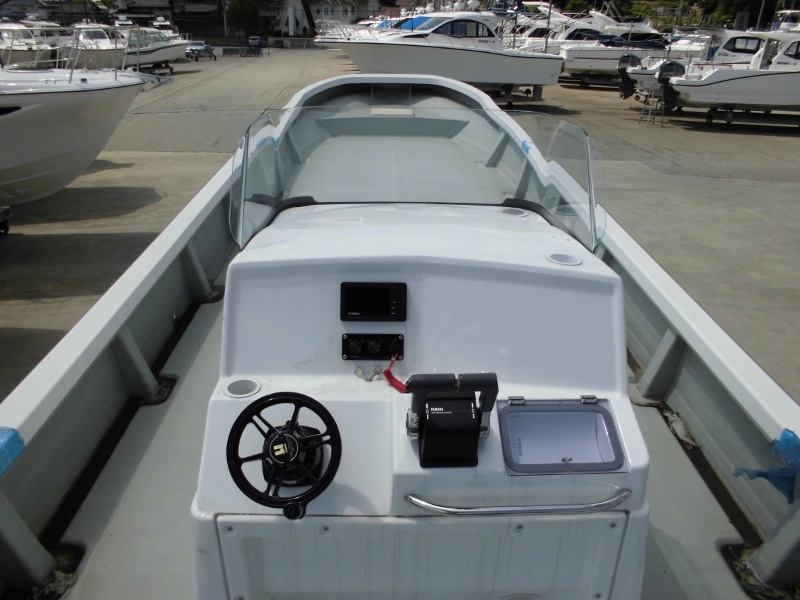 ヤマハ W-38 CF-3 F200C×2基 新艇 岡山マリンボートセンター