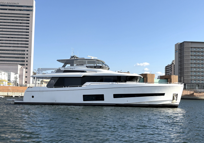 中古艇情報 アンフィニ（国内） V74 HORIZON Custom ホライゾン社