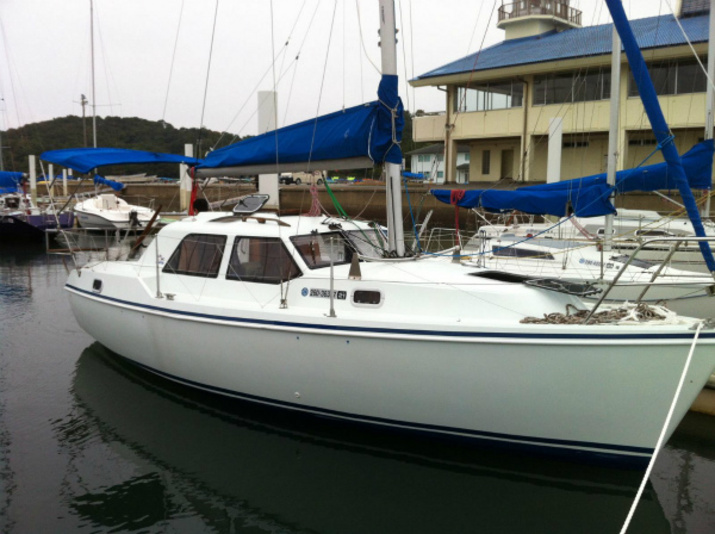 その他メーカー(海外) BRITISH HUNTER 27 DECK SALOON