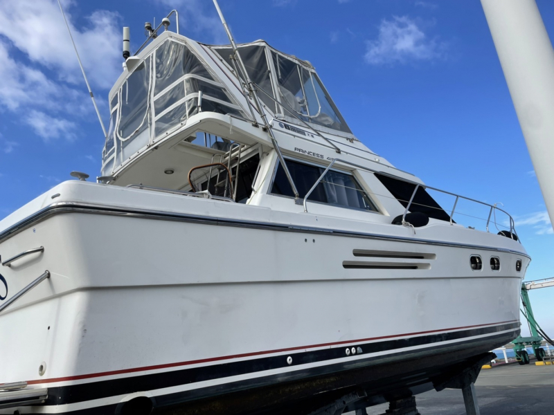 プリンセス 415 エンジン載せ替えD6×2 中古艇 ボートセンター プリンセス 415 エンジン載せ替えD6×2 中古艇 ボートセンター
