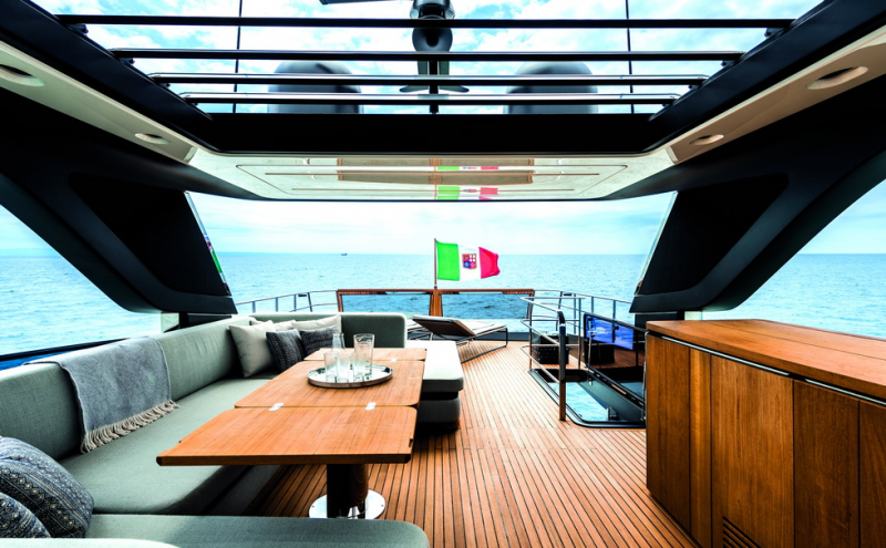 マリーナ 施設案内 - Excellent Marina