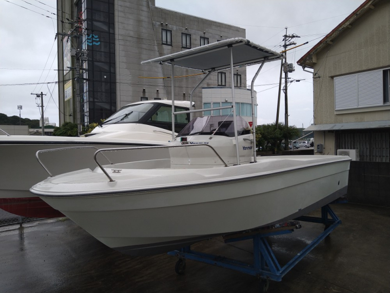 中古艇情報 ヤンマー EF20 Z-A 4JH-TZ2 （アワー305h） | 中古艇