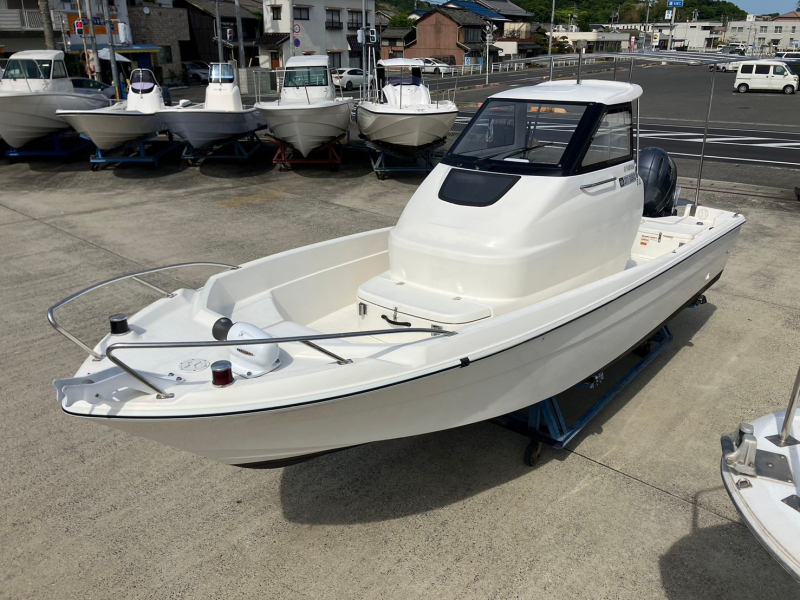 ヤマハ FishingMate23CUDDY F90CETX新品船外機換装
