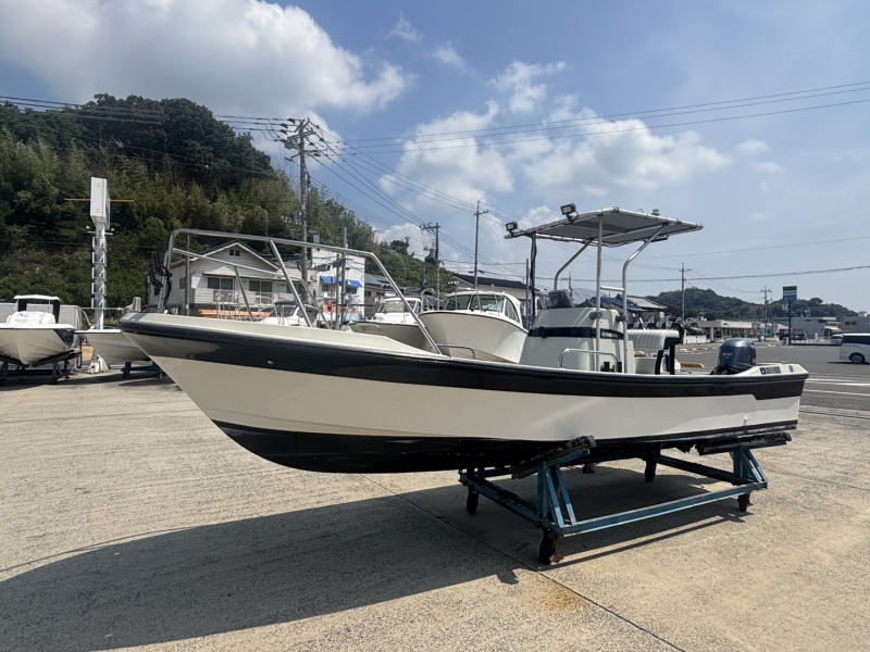 ヤマハ FW-21 F60FETX (2022年製造 295h) 中古艇・新艇情報 株式