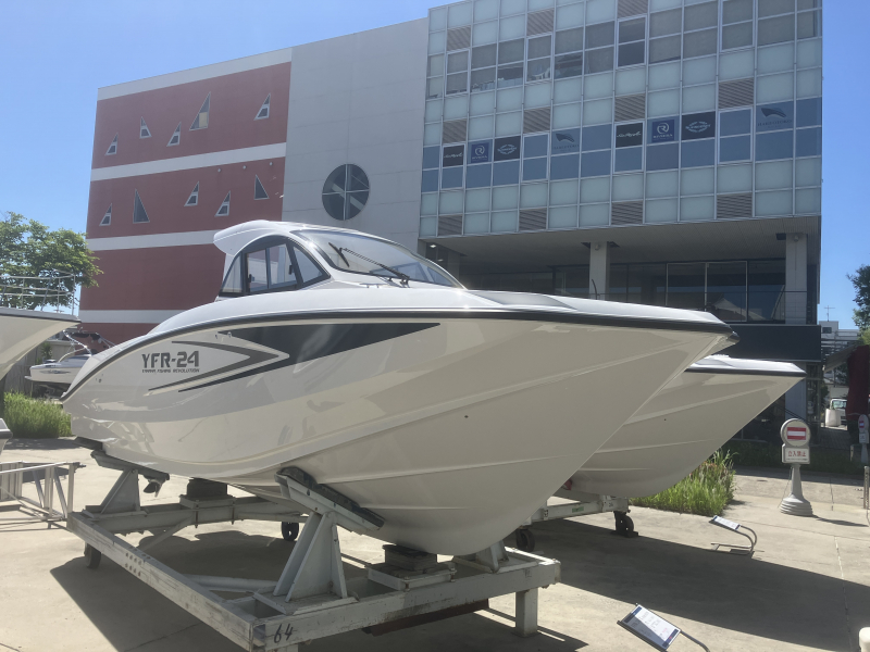 ヤマハ YFR-24 EX FSR ヤマハマリンセンター横浜にて陸上展示中！！