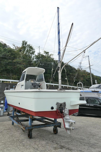 中古艇情報 ヤンマー FX24BZ 可倒式スパンカー・微速装置付き
