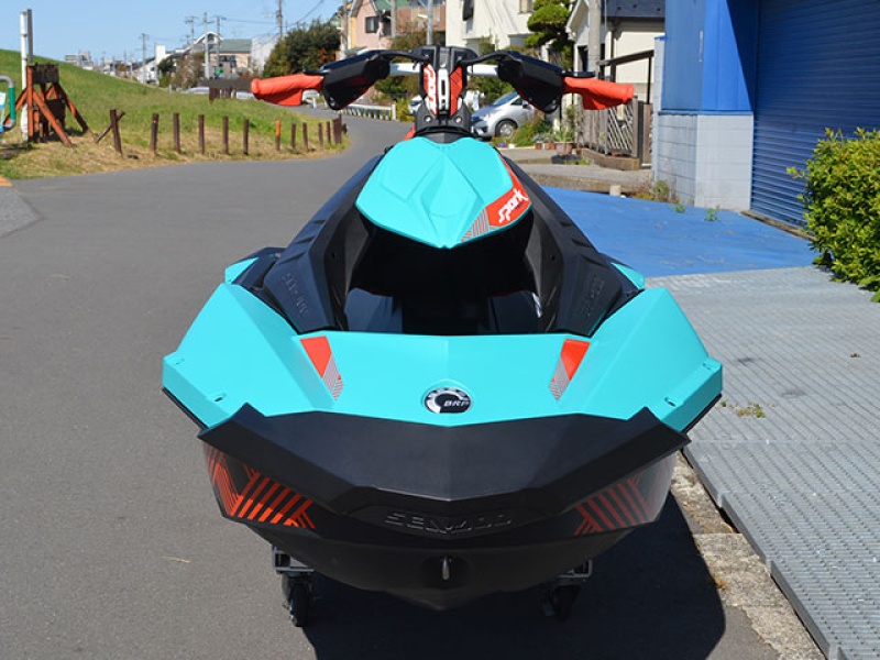 シードゥ SPARK 3UP iBR TRIXX 定員3名 中古艇・新艇情報