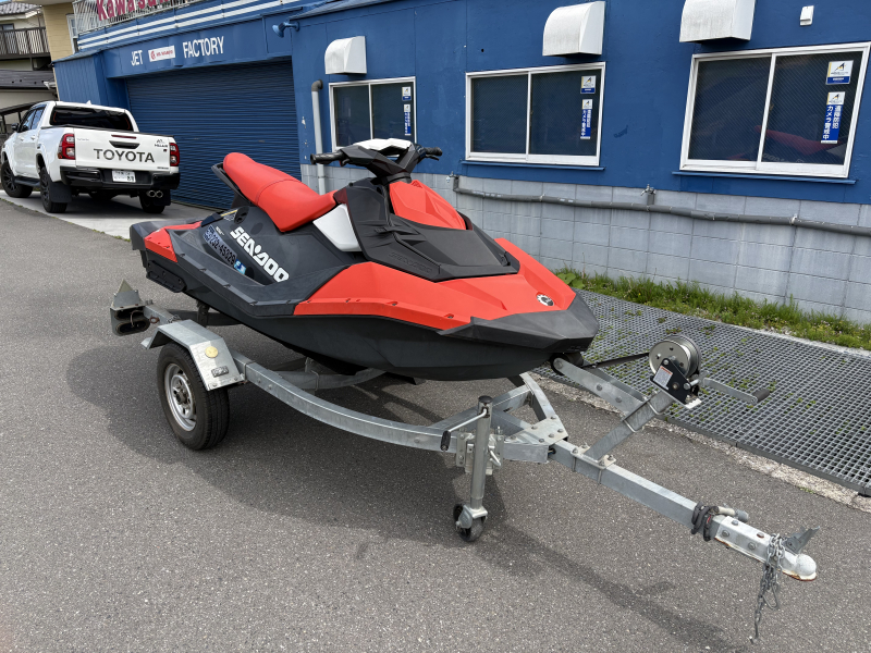 水上バイク　シードゥ　軽アルミトレーラー付き 中古艇情報 シードゥ SPARK 3UP iBR 軽トレーラー付き！！ | 中古艇