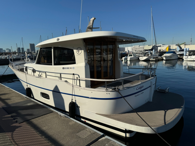 Sasga Yachts MENORQUIN 34 HT 即納中古艇（34ft/10.53m） 中古