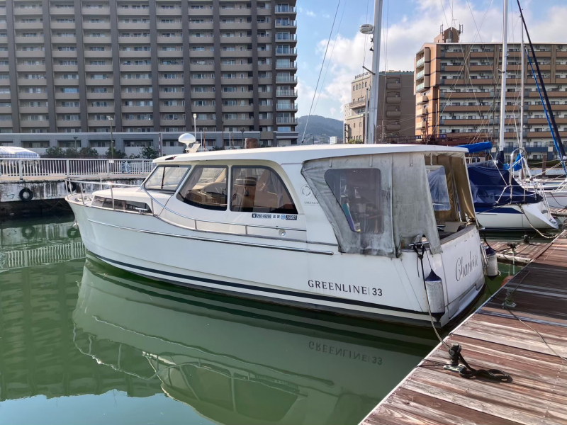 GreenLine 33 即納中古艇（33ft/9.99m） 中古艇・新艇情報 株式