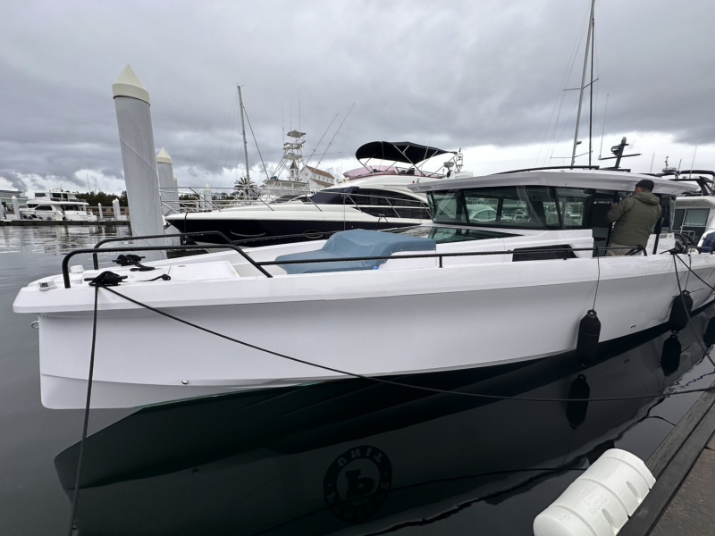 AXOPAR 45 XC CROSS CABIN 即納中古艇（47ft/14.4m)