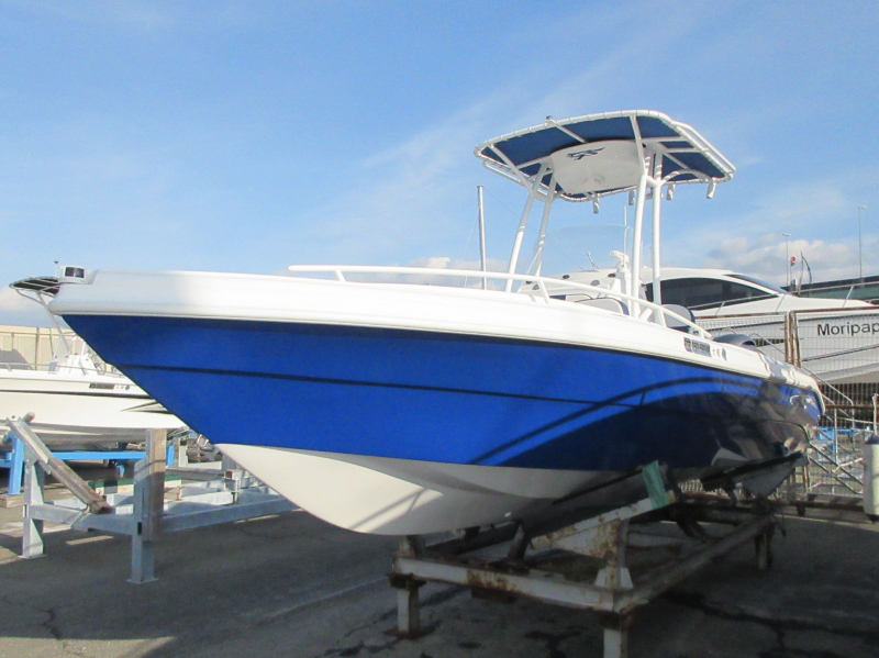 中古艇情報 GlasstreamPowerBoat 240CC 240CCX(ハイグレード