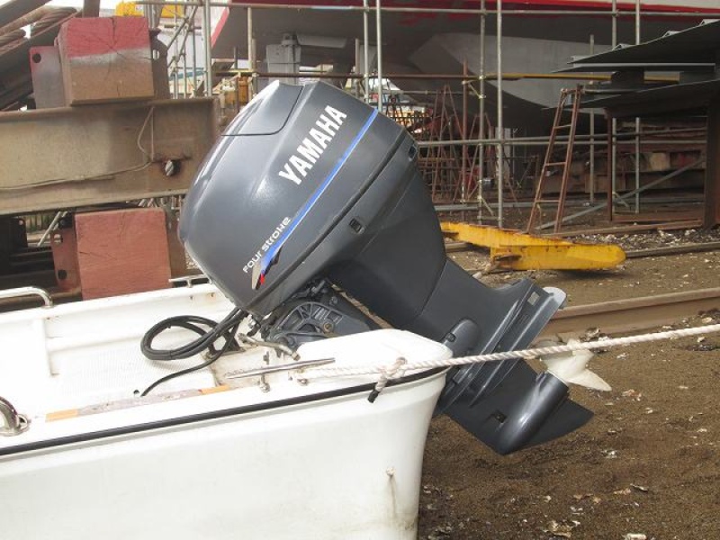 船台 19フィート〜21フィートぐらい？ 骨組みオールステンレス