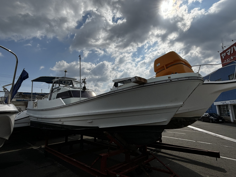 Yanmar DE28 航海計器一新のシャフトフィッシングボートです