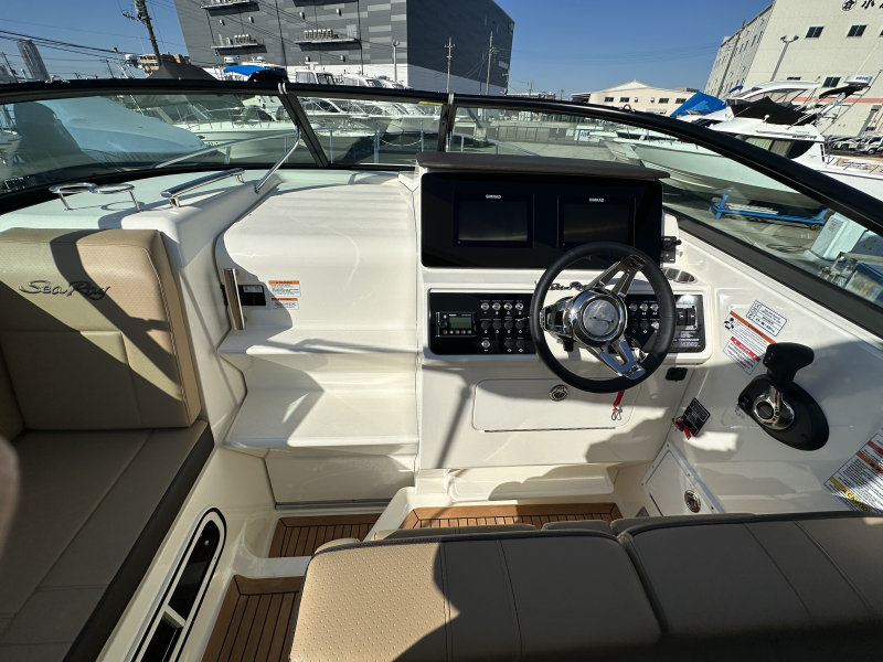 シーレイ 265サンダンサー 22モデル searay265EURO 中古艇・新艇 シーレイ 265サンダンサー 22モデル searay265EURO 中古艇・新艇