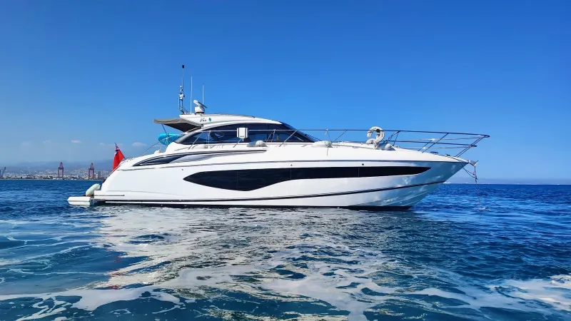 Princess Yachts V50