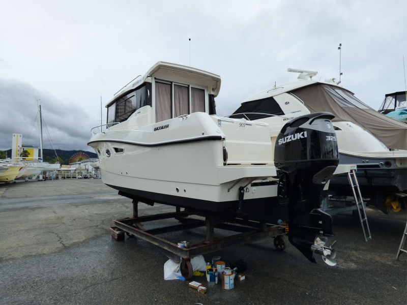 新艇情報 クイックシルバー 905 Pilothouse 【売約済】 | 中古艇