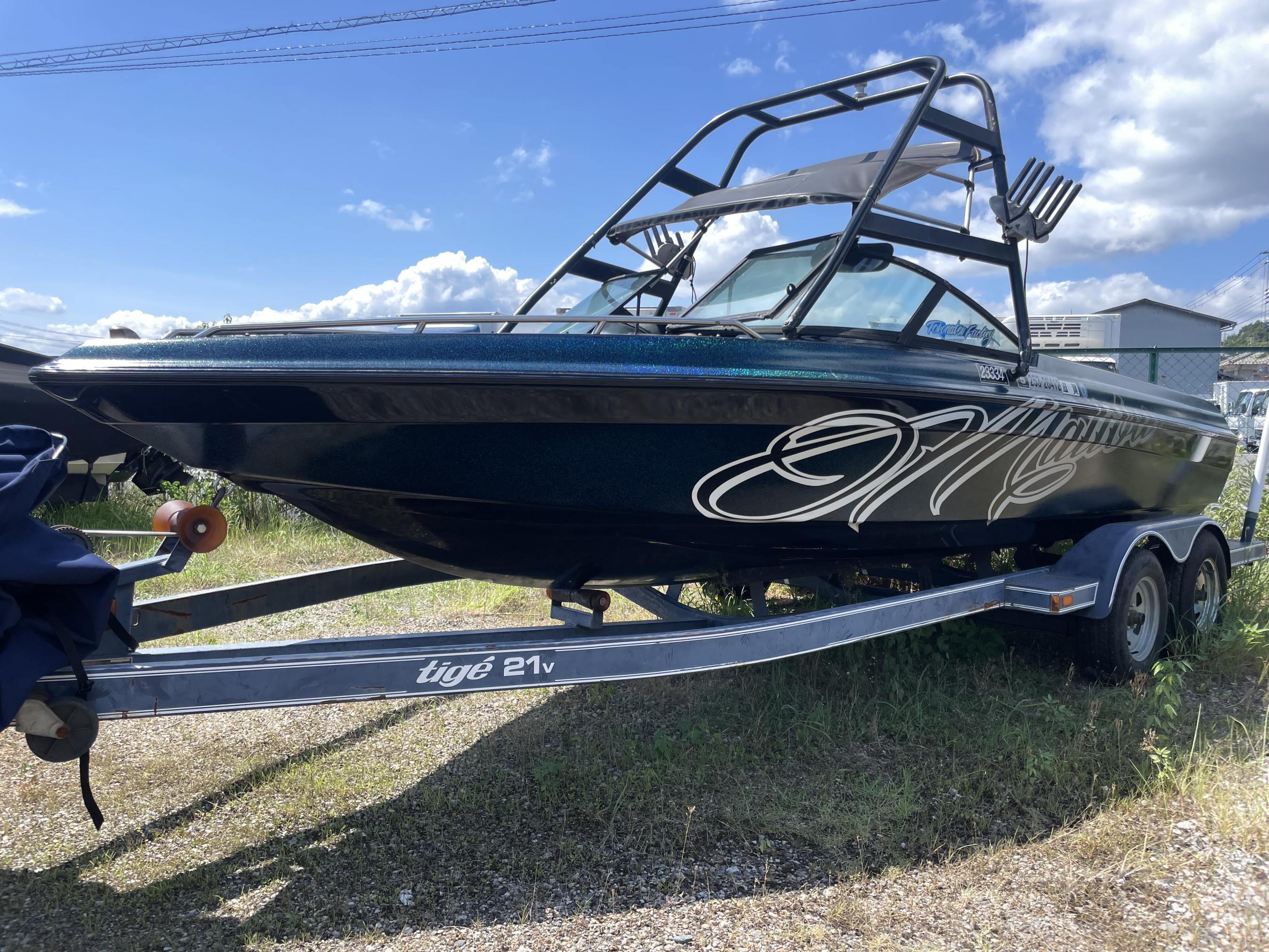 マリブ ウェイクセッター 中古艇・新艇情報 STAR BEI MARINE https 