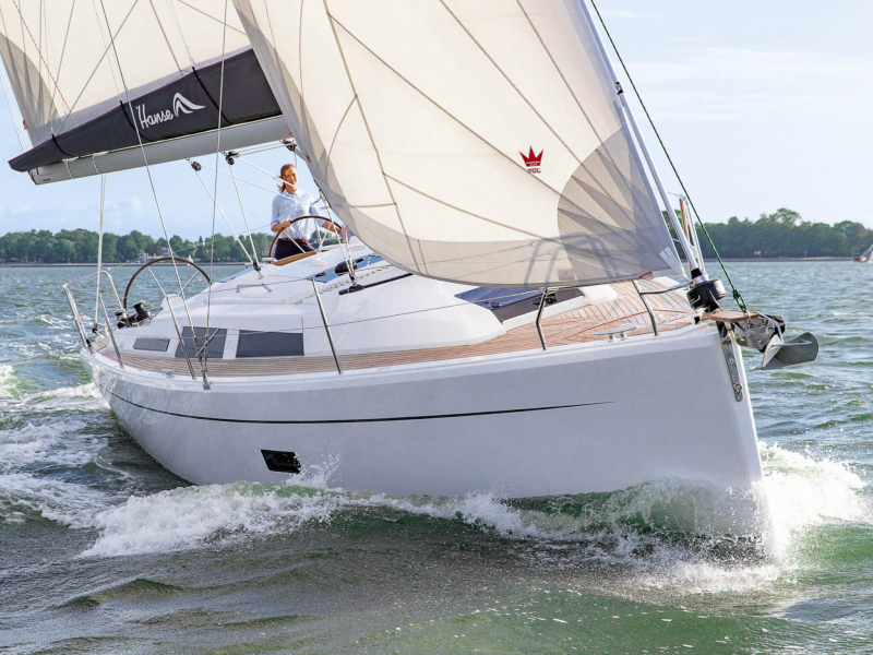 Hanse 348 2024年5月中旬 横浜入荷予定 未登録新艇