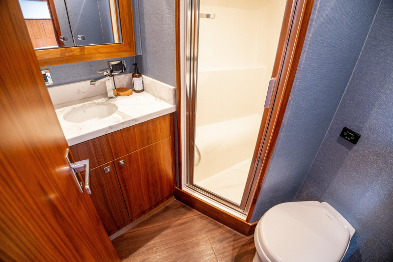 ハトラス GT 45 中古艇 HATTERAS YACHTS JAPAN SALEShttps://hatteras-japan.com/