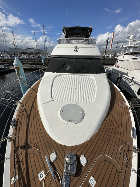 カーバー 54 Voyager 54 Voyager ネイビーハル2012 中古艇・新艇