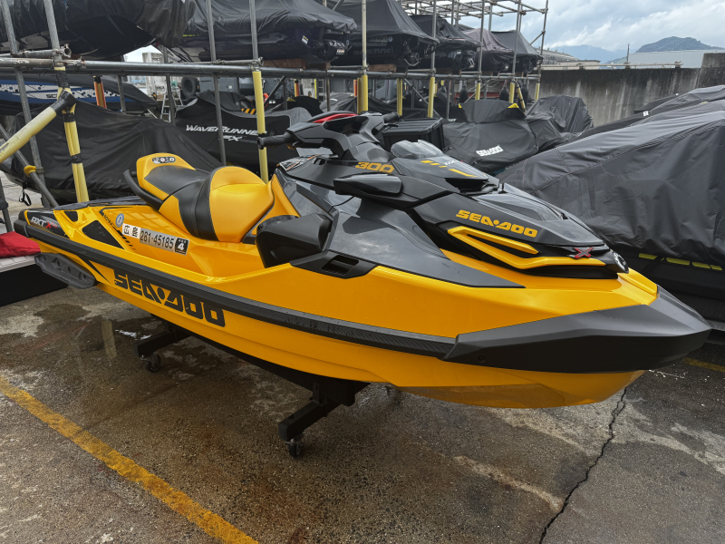 シードゥ RXT-X 300 RS 