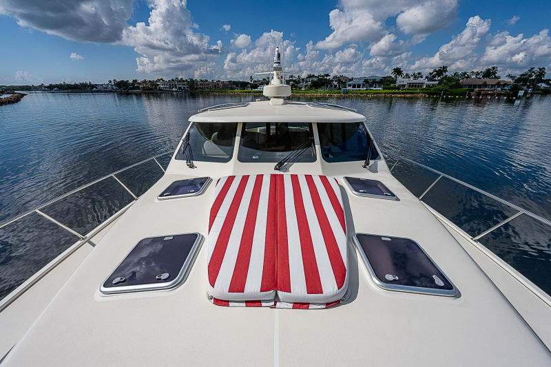 中古艇情報 パームビーチ Palm Beach 55 中古艇情報 2022 model Palm Beach Motor Yachts