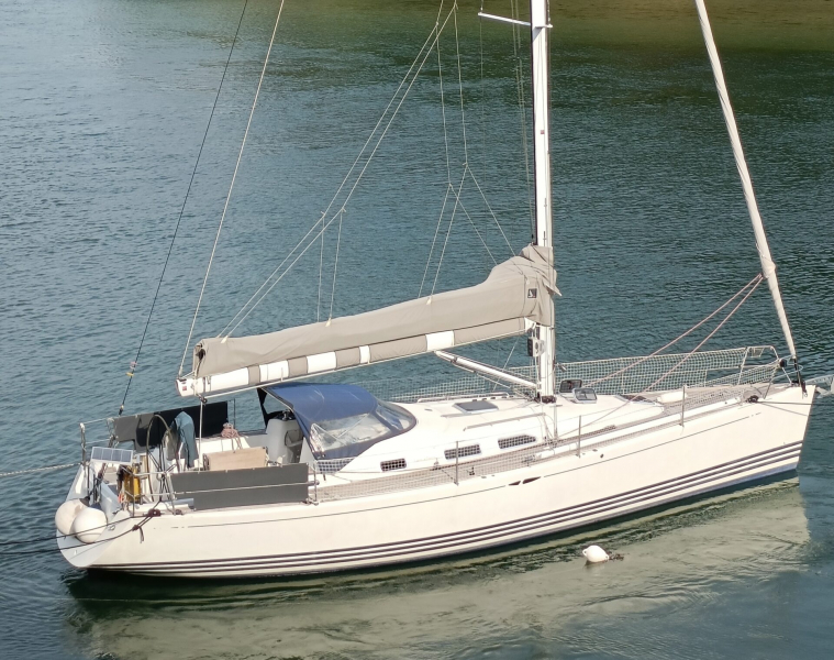 X‐Yachts X-40 中古艇情報　X-yachts X-40 #56　(保管場所：フランス）