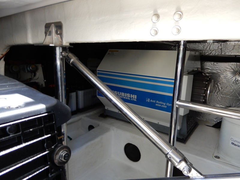 中古艇情報 ヤマハ EXULT36 SS ダイナミックポジションシステム