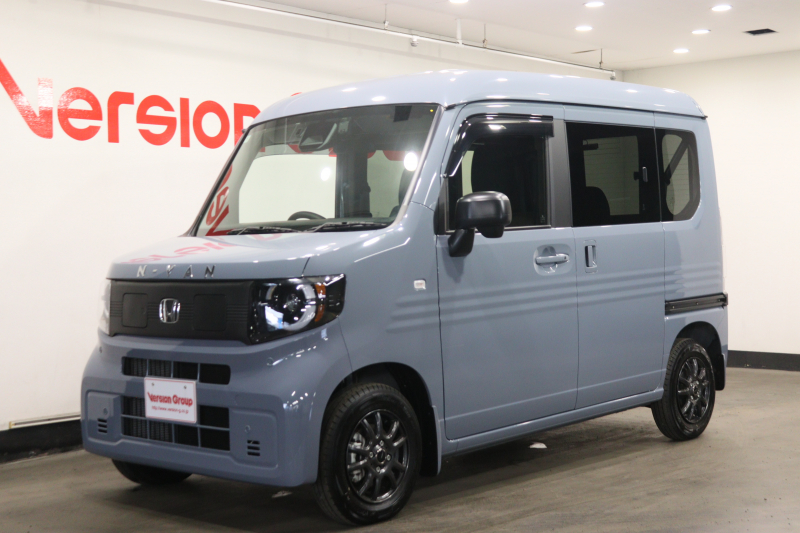 ホンダ N-VAN e:　ファン　新車保証継承付　ワンオーナー　禁煙車　メモリーナビ　フルセグ　バックカメラ　ETC　ルーフコンソール　ETC　オートリトラミラー　ドアミラーカバー　ホンダセンシング　両側スライドドア　社外AW