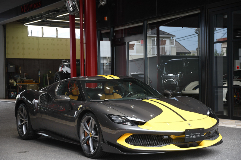 フェラーリ 296GTB ディーラー車　1オーナー　アセットフィオラノ　メーカー保証付き