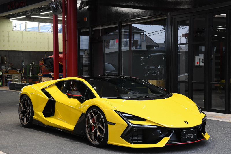 ランボルギーニ レヴエルト ディーラー車　1オーナー　ローダウン