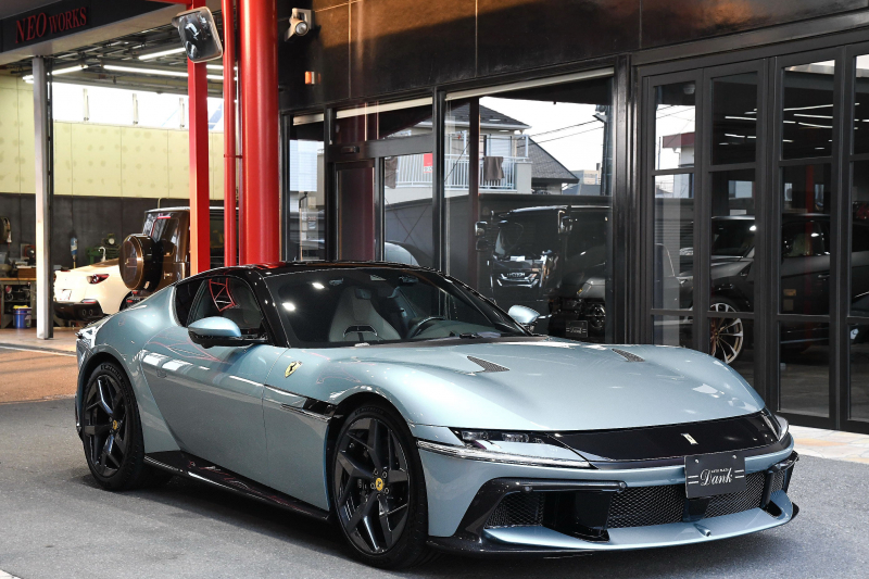 フェラーリ 12 Cilindri ディーラー車　1オーナー　メーカー保証付き