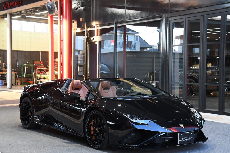 ランボルギーニ ウラカン EVOスパイダー　2WD