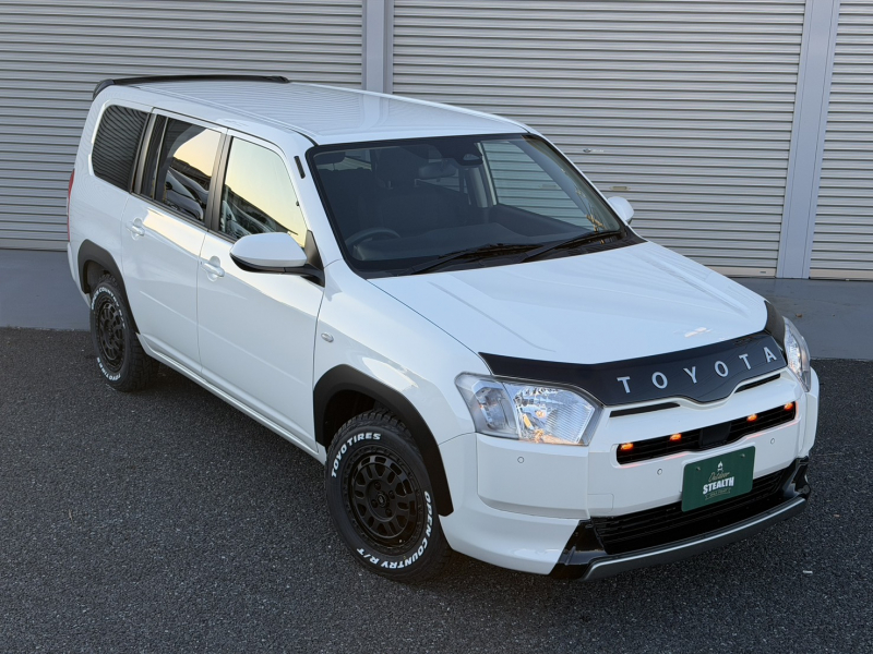 トヨタ プロボックスバン BLACK EDITION　Fハイブリッド