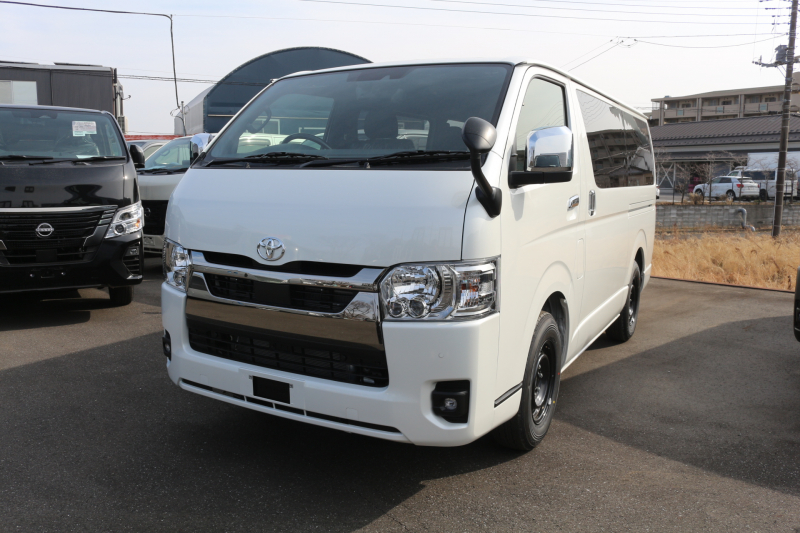 トヨタ ハイエースバン スーパーGL ダークプライムⅡ 8型 2.0G 2WD 7/8人乗り5ナンバーワゴン乗用登録