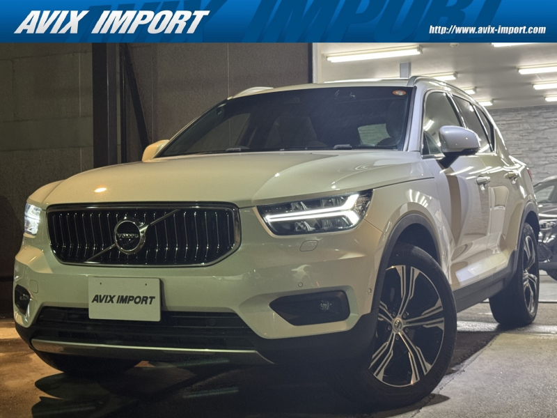 ボルボ XC40 B4 AWD Inscription (ISGM搭載) 専用ｴｸｽﾃﾘｱ＆ｲﾝﾃﾘｱ ﾊﾟﾉﾗﾏSR ﾌﾞﾛﾝﾄﾞ革 全席ｼｰﾄﾋｰﾀｰ 純正HDDﾅﾋﾞ地ﾃﾞｼﾞ＆CarPlay harman/kardonｻｳﾝﾄﾞ 全周ｶﾒﾗ＆ｲﾝﾃﾘｾｰﾌ LEDﾍｯﾄﾞﾗｲﾄ 電動Rｹﾞｰﾄ 専用18ｲﾝﾁAW 禁煙 1ｵｰﾅｰ