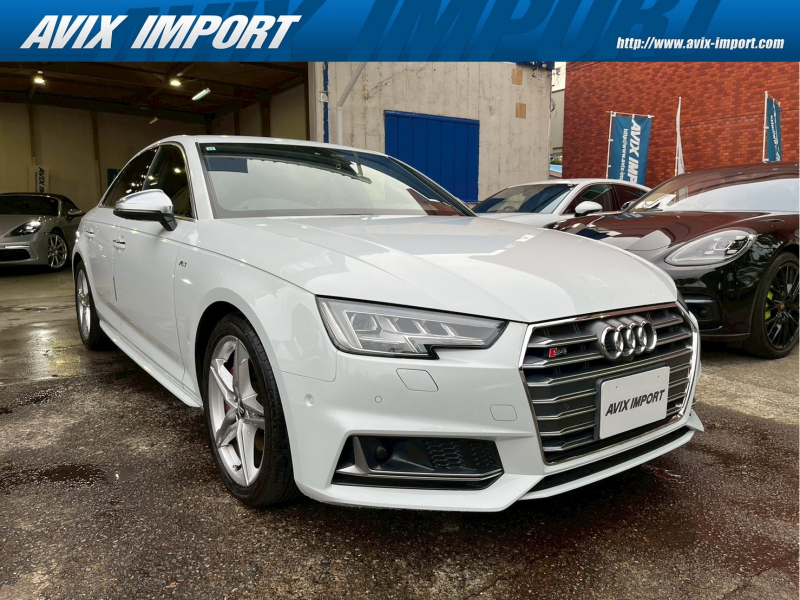 アウディ S4 3.0 右H正規D車 ﾚｻﾞｰPKG 専用ｲﾝﾃﾘｱ ｼｰﾄﾋｰﾀｰ MMIﾅﾋﾞ地ﾃﾞｼﾞ 全周ｶﾒﾗ＆ﾊﾟｰｷﾝｸﾞｼｽﾃﾑ ｱｼｽﾀﾝｽ&ﾏﾄﾘｸｽLEDﾗｲﾄPKG ﾊﾞｰﾁｬﾙCP 3ｿﾞｰﾝAC 赤ｷｬﾘﾊﾟｰ 純正18ｲﾝﾁAW 禁煙