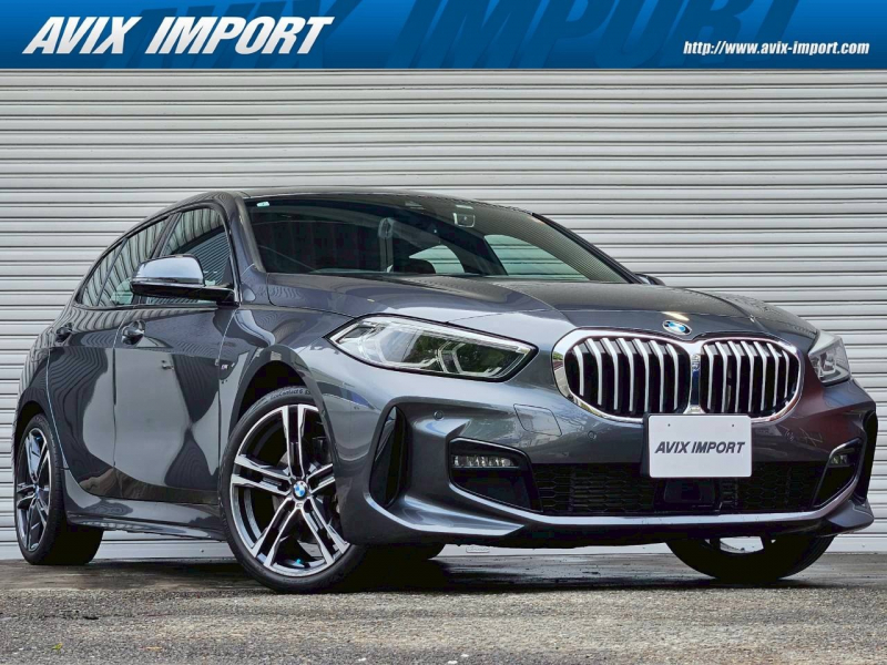 BMW 1シリーズ 118d Mｽﾎﾟｰﾂ iDriveﾅﾋﾞｹﾞｰｼｮﾝPKG 専用ｲﾝﾃﾘｱ ﾀｯﾁﾊﾟﾈﾙ式純正HDDﾅﾋﾞ Pｱｼｽﾄ＆Dｱｼｽﾄ ACC LEDﾍｯﾄﾞﾗｲﾄ BMWﾗｲﾌﾞｺｯｸﾋﾟｯﾄ 電動Rｹﾞｰﾄ 専用18ｲﾝﾁAW 禁煙