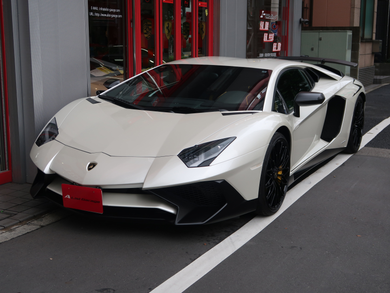 ランボルギーニ アヴェンタドール SV