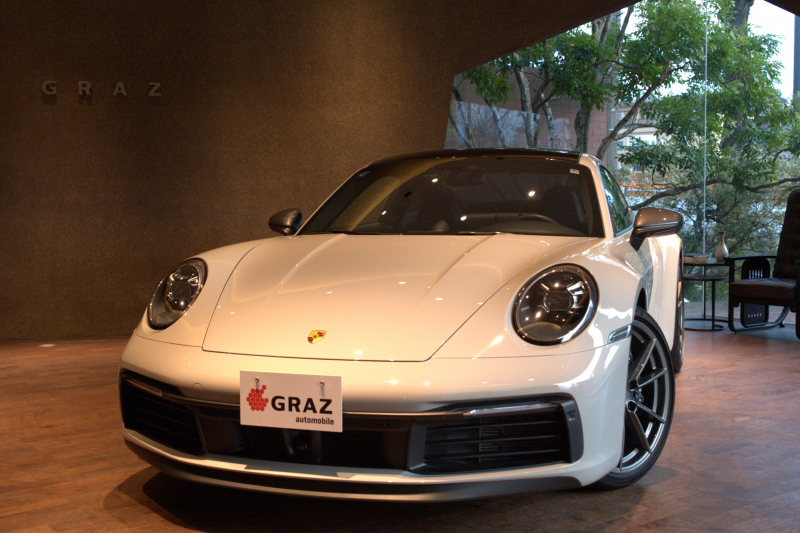 ポルシェ 911(Type992) カレラT PDK　フロントリフト　PDLS＋　レザーPKG　電動サンルーフ　ベンチレーション