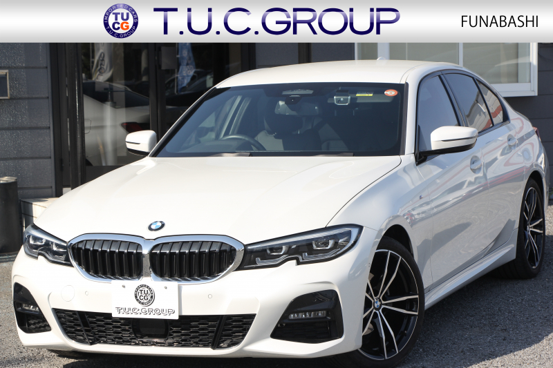 BMW 3シリーズ 320d Xdrive Mｽﾎﾟｰﾂ ﾃﾞﾋﾞｭｰP ｺﾝﾌｫｰﾄP 4WD 真珠色 1ｵｰﾅ ﾋｰﾀｰ黒革 専用ﾌﾞﾙｰｽﾃｯﾁ 19AW ﾊﾝｽﾞｵﾌ LEDﾍｯﾄﾞﾗｲﾄ 追従ACC ｽﾃｱｻﾎﾟｰﾄ ｱｯﾌﾟﾙｶｰﾌﾟﾚｲ ﾀｯﾁ画面HDDﾅﾋﾞBMWﾗｲﾌﾞｺｯｸﾋﾟｯﾄﾞ電動ﾄﾗﾝｸ Hi-fiｽﾋﾟｰｶｰ ｱﾝﾋﾞｴﾝﾝﾄﾗｲﾄ 2年保証
