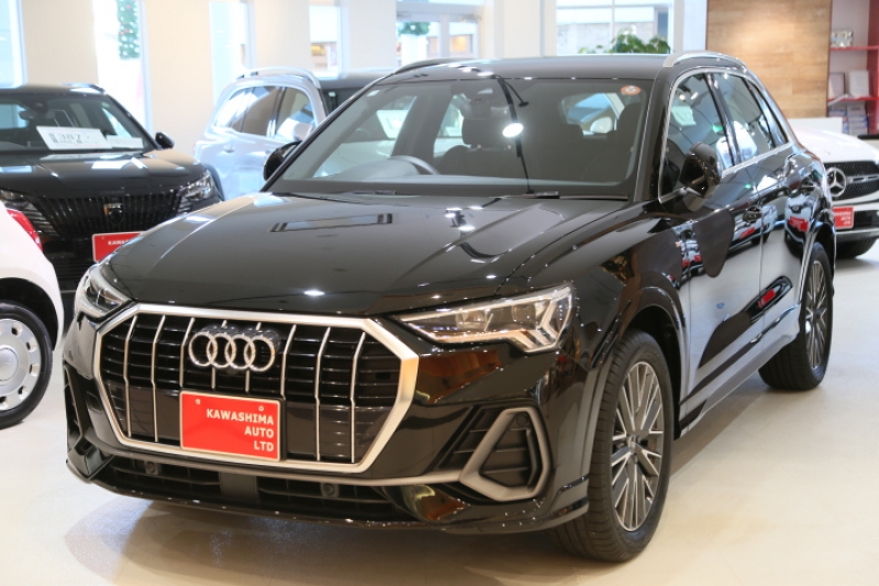 アウディ Q3 35TFSI Sライン